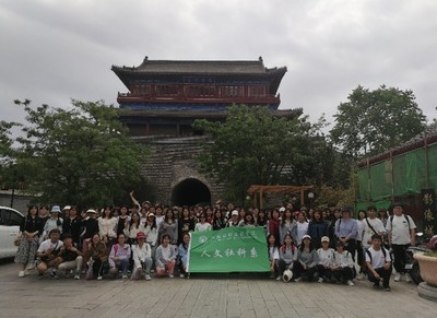 行走的課堂 當(dāng)書(shū)本知識(shí)與一線實(shí)踐在旅途中相遇